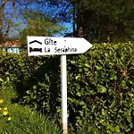 Puydufou -5kms- La Seraphina, Prázdninový dům *