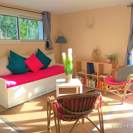 Puydufou -5kms- La Seraphina, 2 A 6 Personnes بيت للعطل *